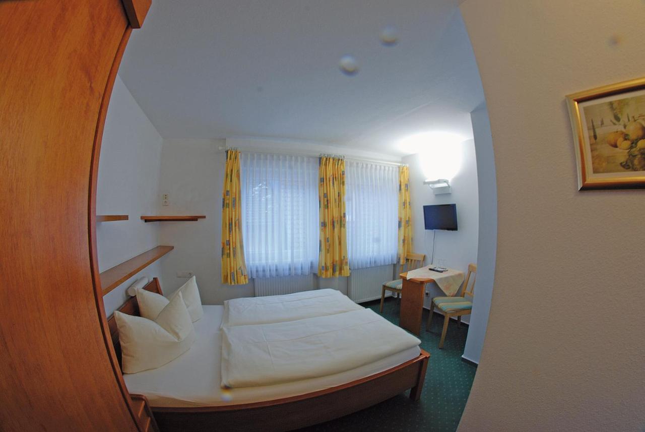 Seehotel Zur Muenz Meersburg Exterior foto