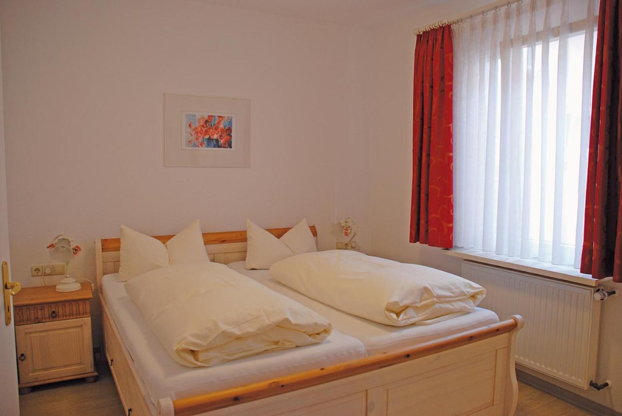 Seehotel Zur Muenz Meersburg Exterior foto